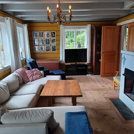 Holiday home Large House With Sea Arch, And Jetty Lillesand